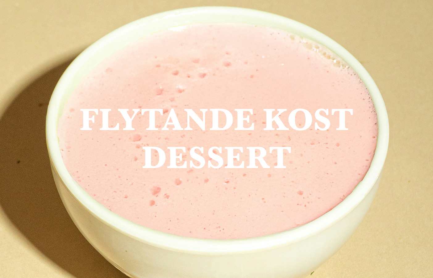 Jordgubbstårta i glas